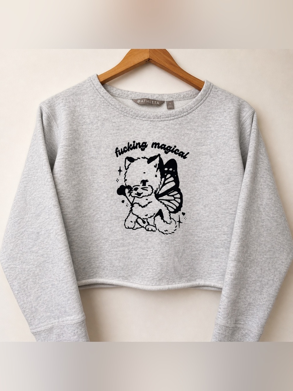 Athleta Cropped Graphic Sweatshirt Small Gray Kitty Butterfly Magical Crewneck